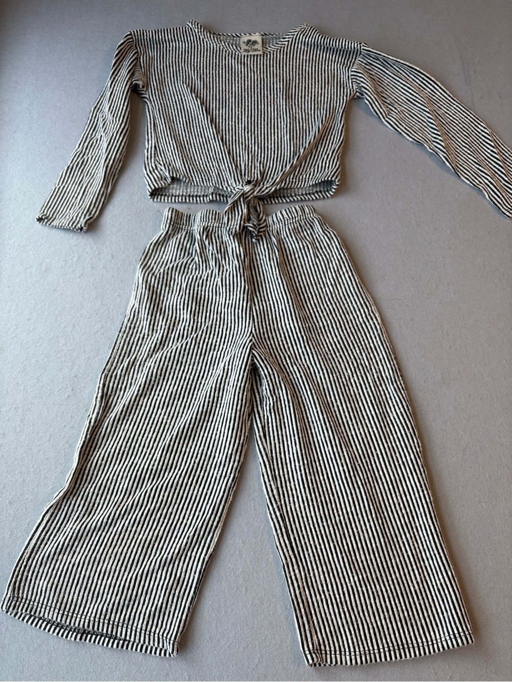 Lily Bleu Black & White Striped Tie-Front Wide-Leg Soft Stretchy Outfit Set Sz 6